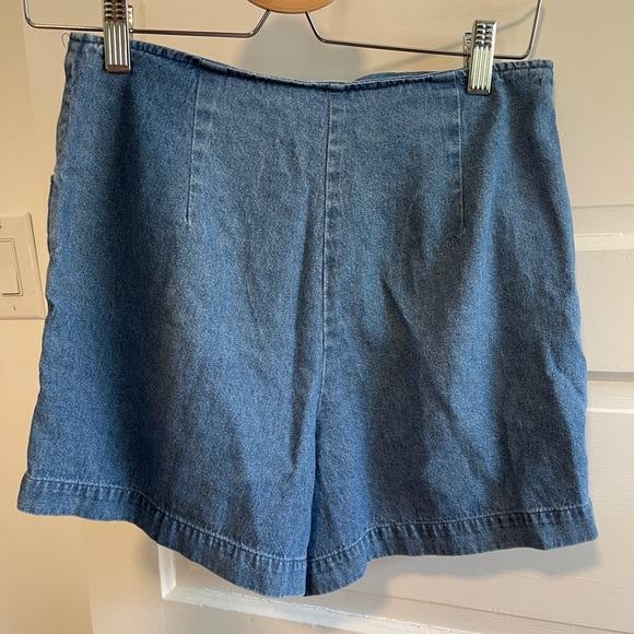 Soft Chambray Skort - Picture 3 of 5